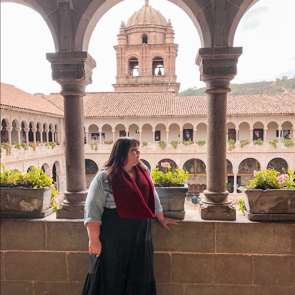 Meet your Posher, Brette - Picture 2 of 5